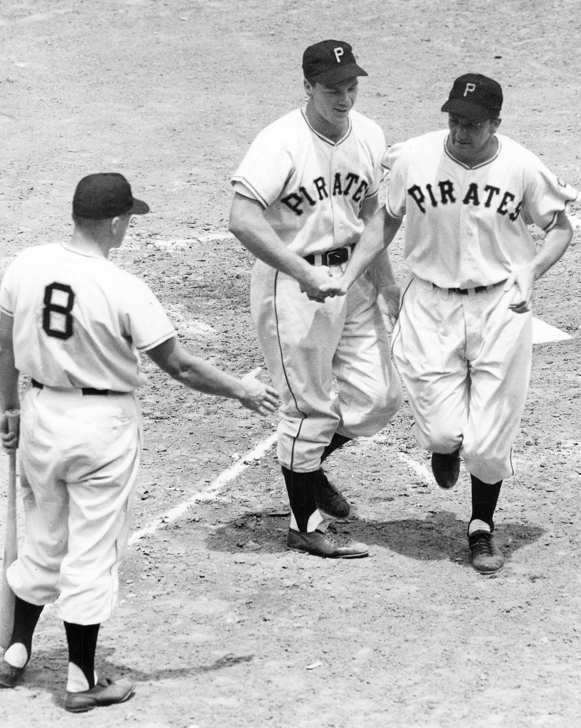 Ralph Kiner hits three homers and drives in seven runs in a 1312 win